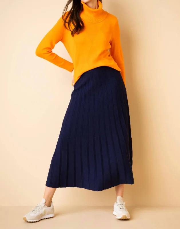 Pleated Long Skirt In Navy